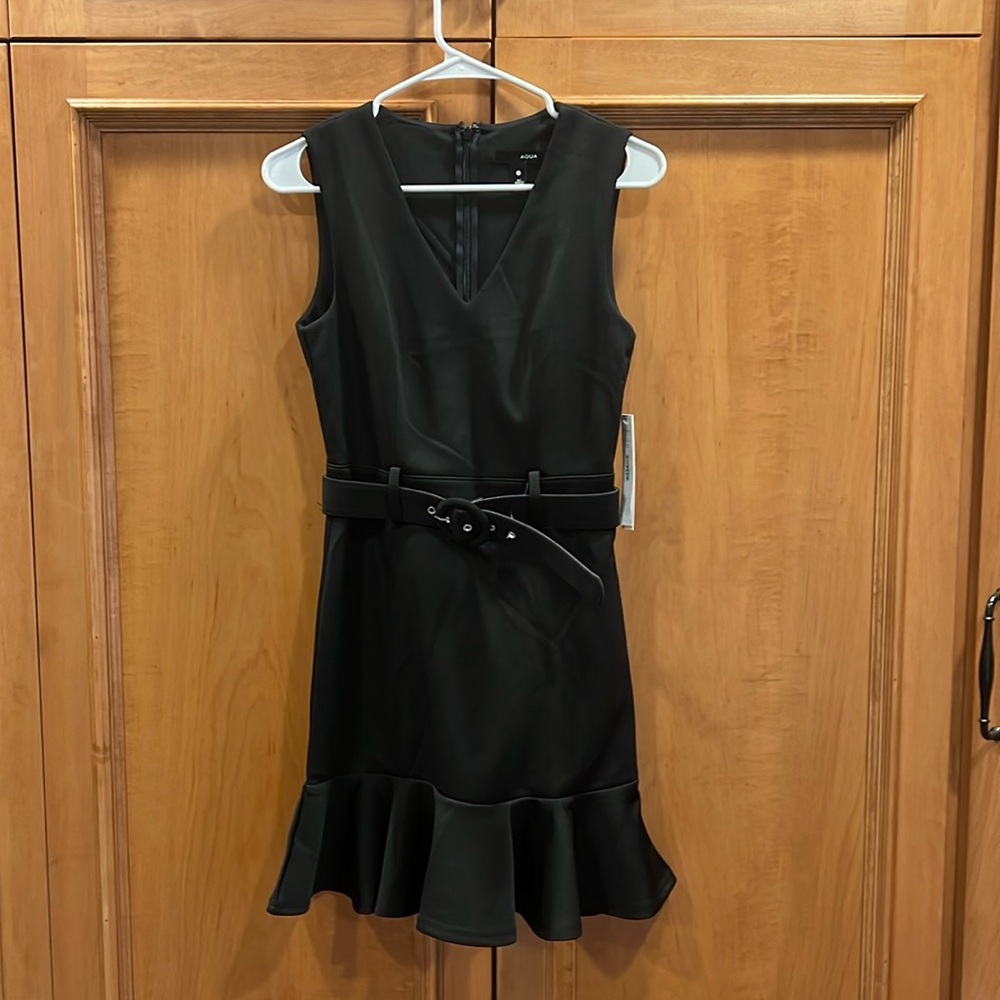 NEW Black Aqua belted V-neck dress. XS.